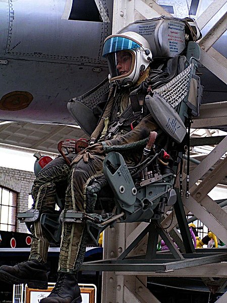 450px-MiG_Ejector_Seat.jpg