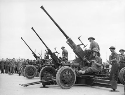 Bofors-Mk-I-battery.jpg