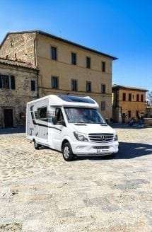 www.motorhomescampervans.net