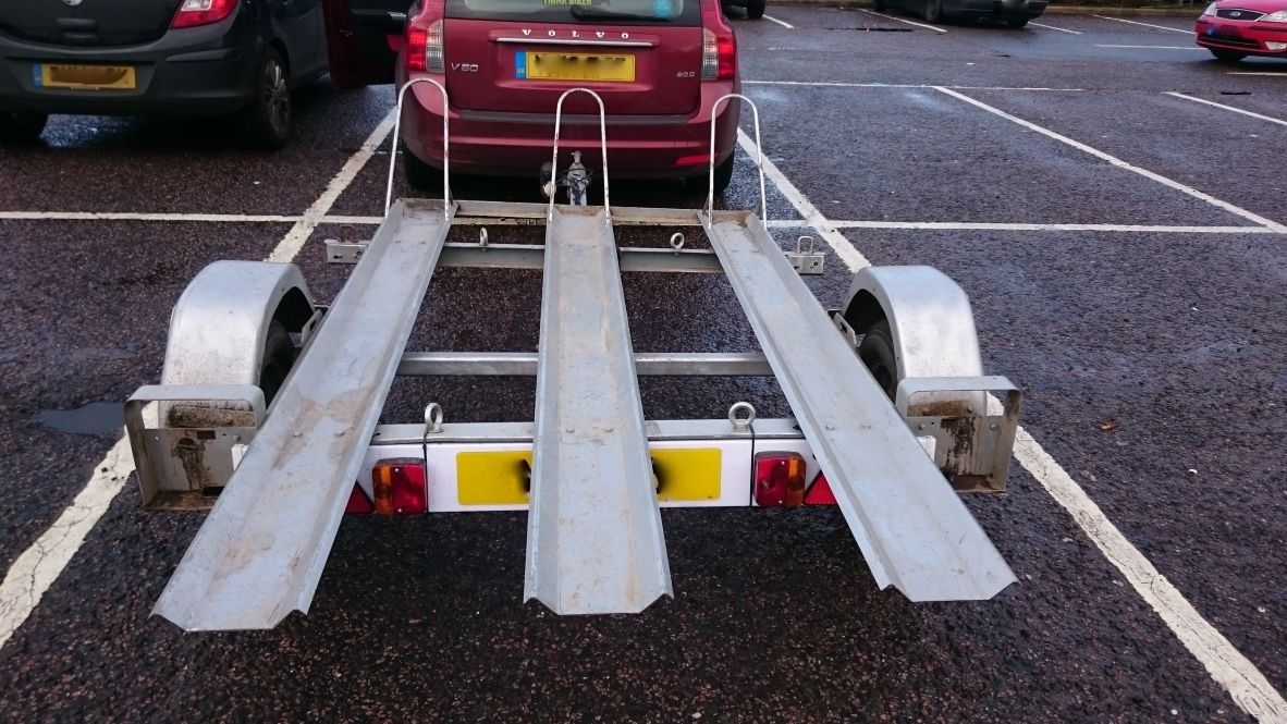 3 bike trailer.jpg