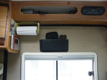 5 - Door pocket and kitchen roll holder.JPG