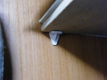 9 - Wardrobe shelf support.JPG