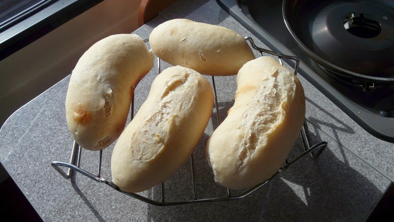 Bread rolls 1.jpg