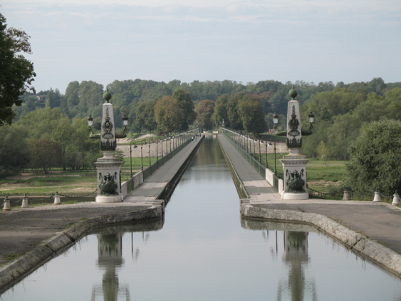 Briare Aqueduct sm.jpg