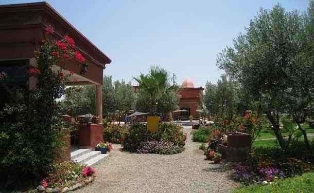 camping-campsite-marrakech-domain-le-relais-de-marrakech-reception-pool.jpg