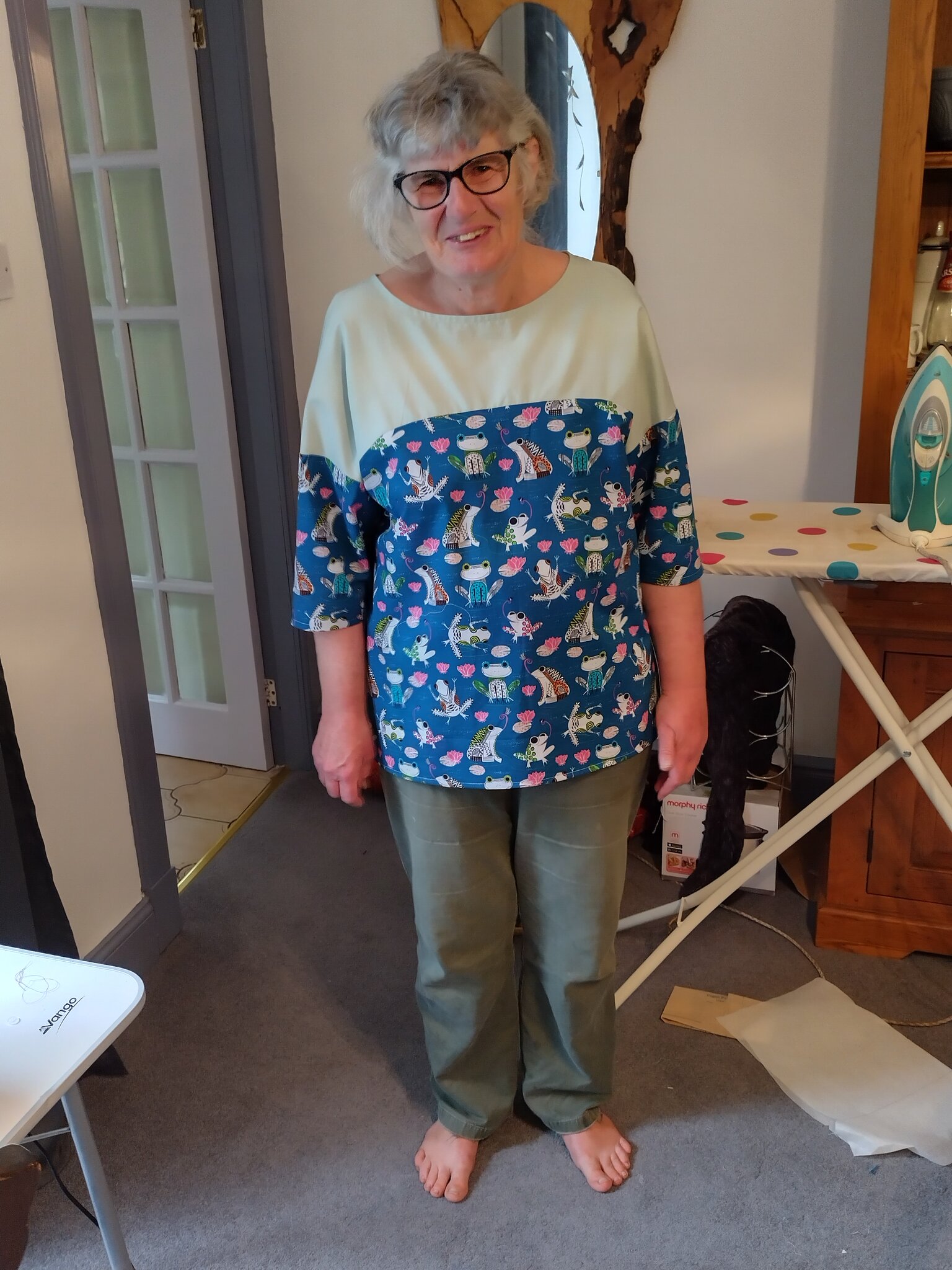 Elaine's New Smock 210821.jpg