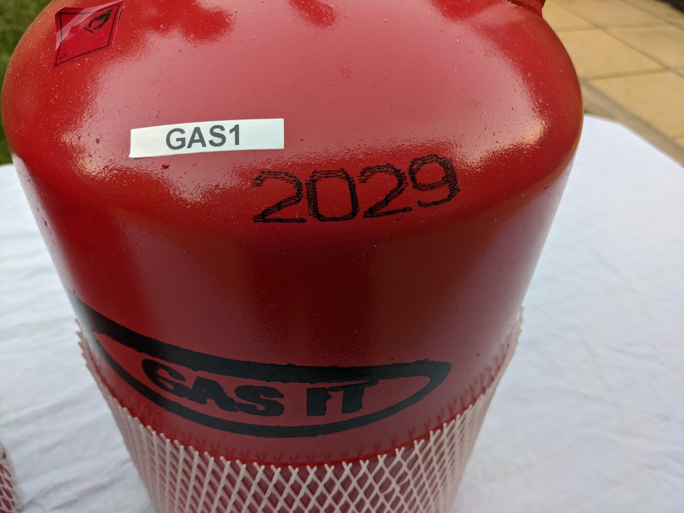 GAS IT 6kg Refillable LPG Gas Bottle Cylinders 2.jpg