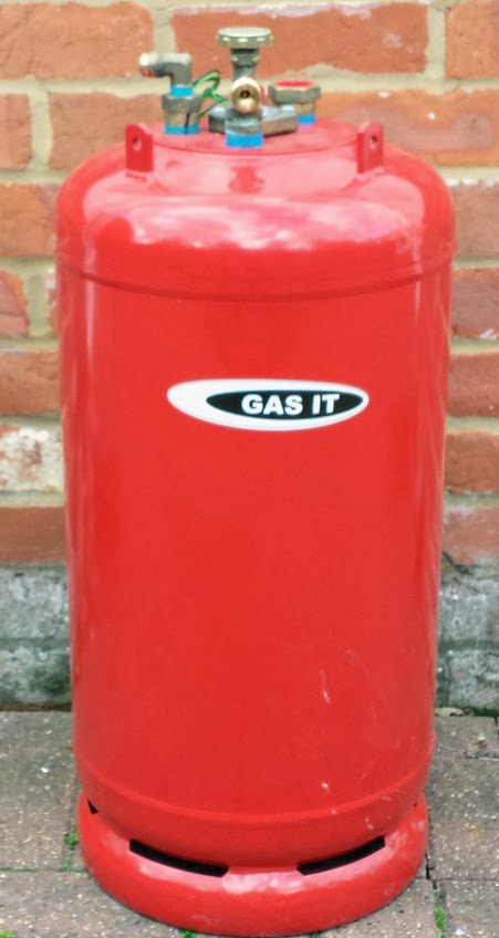 gas2.jpg