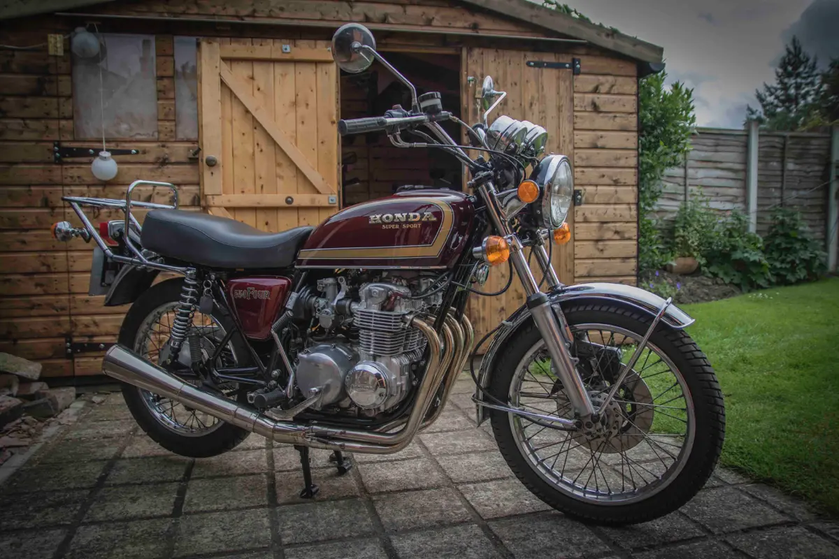 Honda CB550 1.webp