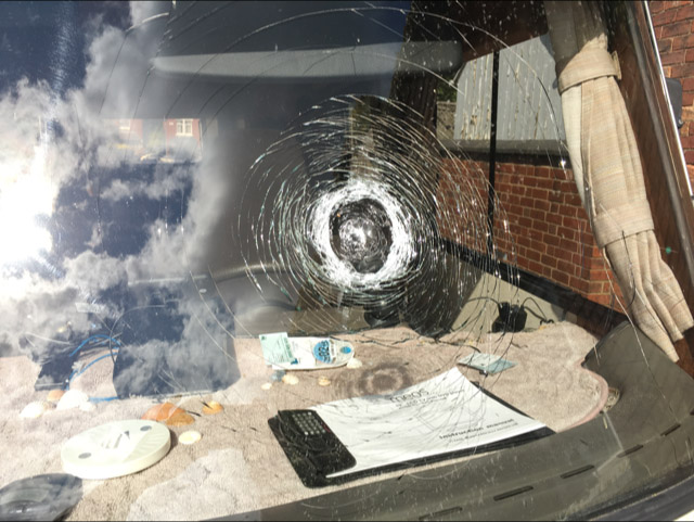 Hymer windscreen damage IMG_6343.jpg