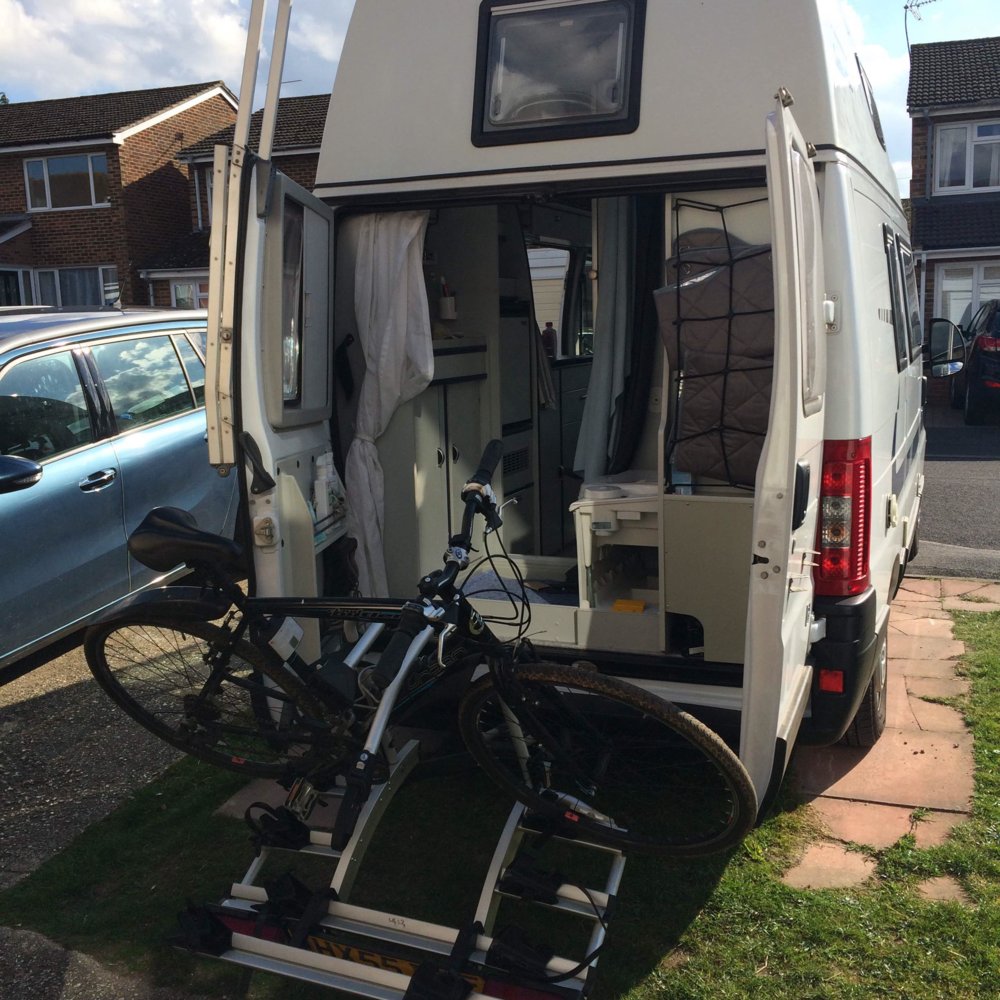 Tow-bar mounted bike rack, suitable to allow barn doors opening?