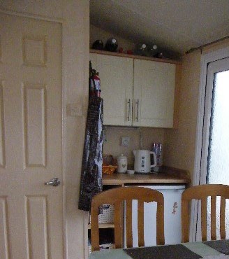 kitchen 5.jpg