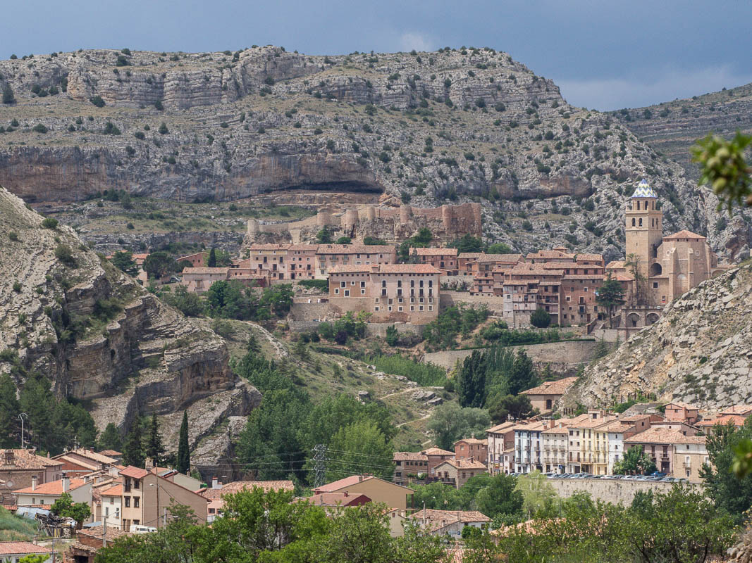 P6100140-albarracin-punched.jpg