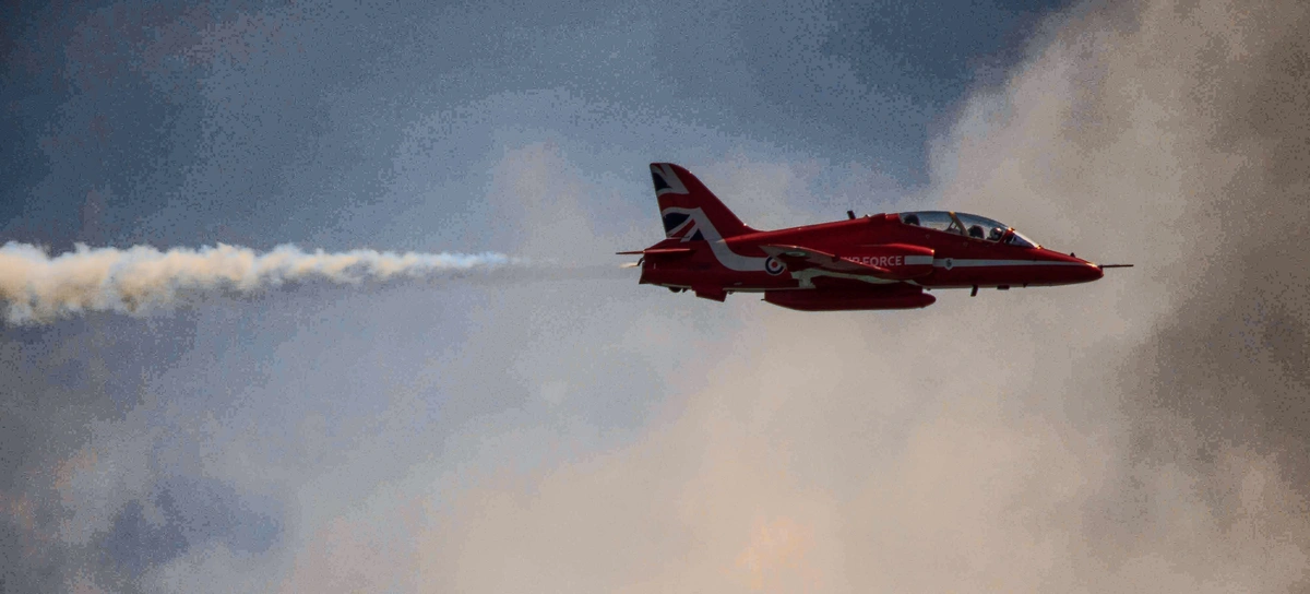 Red Arrows Solo~2.webp