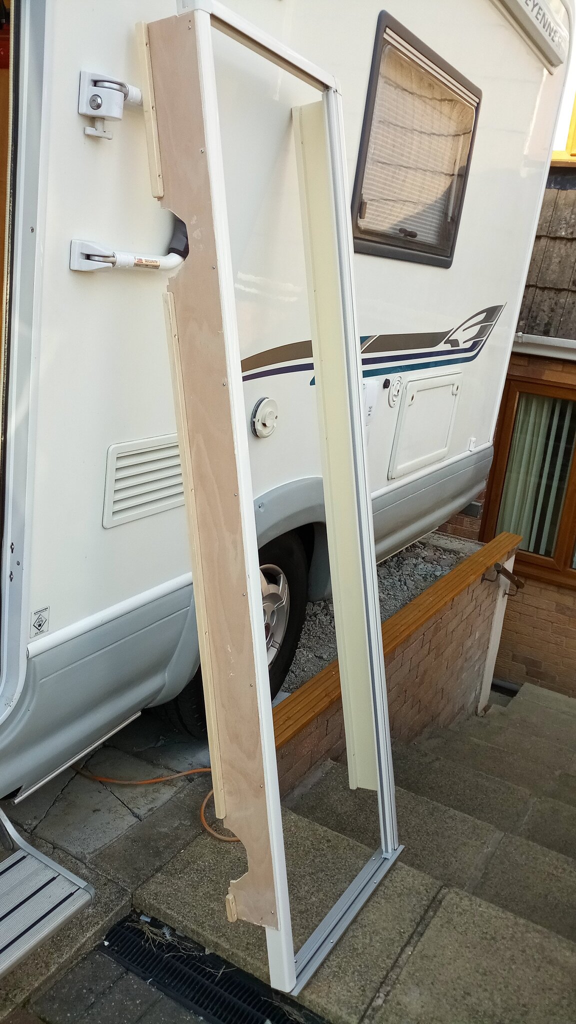 Sides fixed to door screen frame - left.jpg