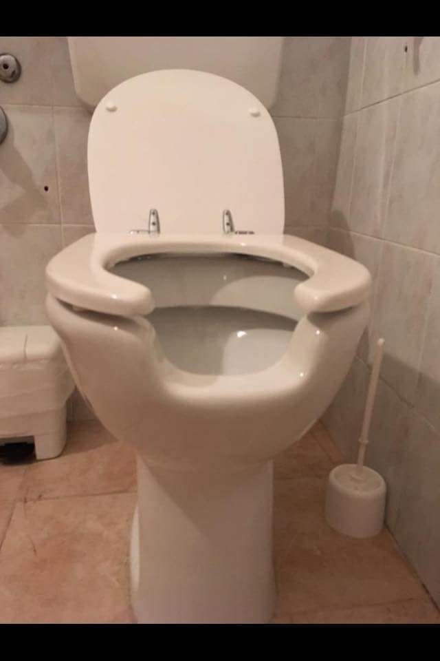 TT driver's & passengers toilet.jpg