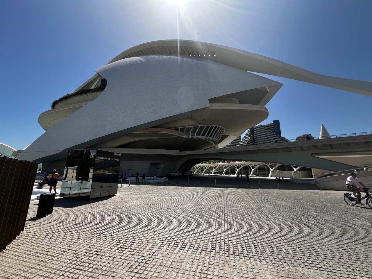Valencia Modern Art Science & Exhibition Park - 4.jpg