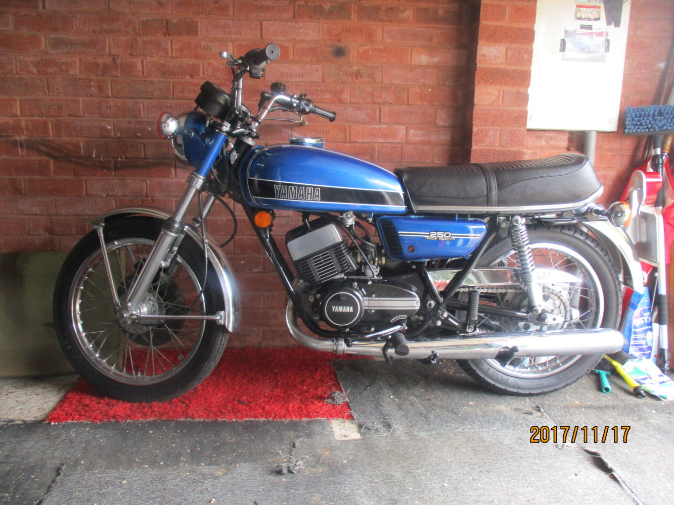 Yamaha 250 006.JPG