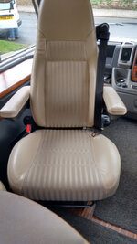 seat.jpg