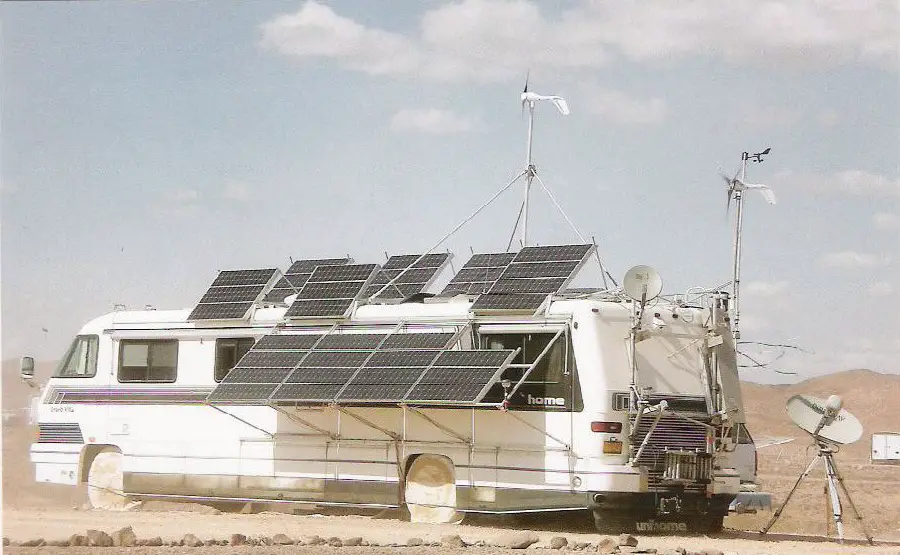 extreme-solar-powered-rv-by-radven.jpg