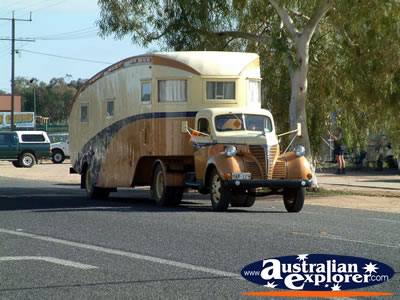 28-8-05_alice_springs_transport_hall_of_fame_parade_15.jpg