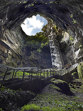 padirac-caves-2.jpg