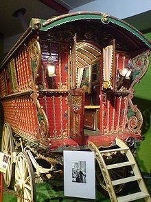 220px-Romanichal_wagon.jpg