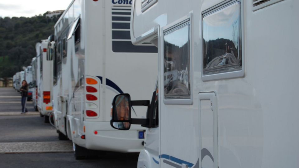 President approves restrictive motorhome law