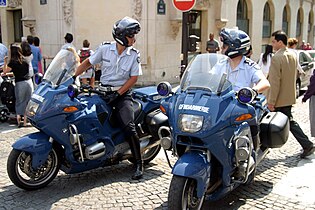 315px-Gendarmerie_BMW_R1100RT.jpg