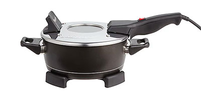 remoska.jpg The remoska is a staple cooking gadget for many campers